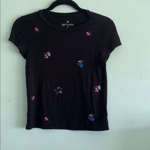Cute embroidered American Eagle top